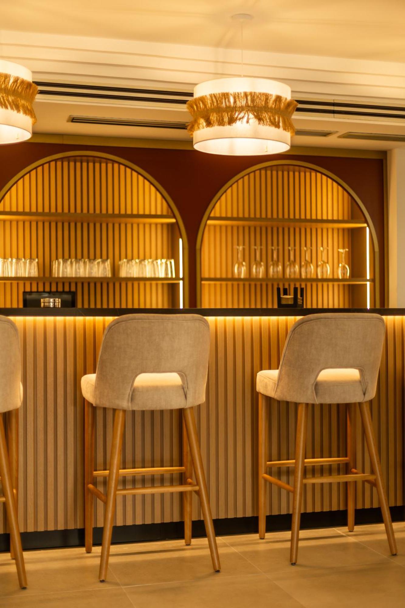 Hotel El Tujjar 洛斯巴里奥斯 外观 照片