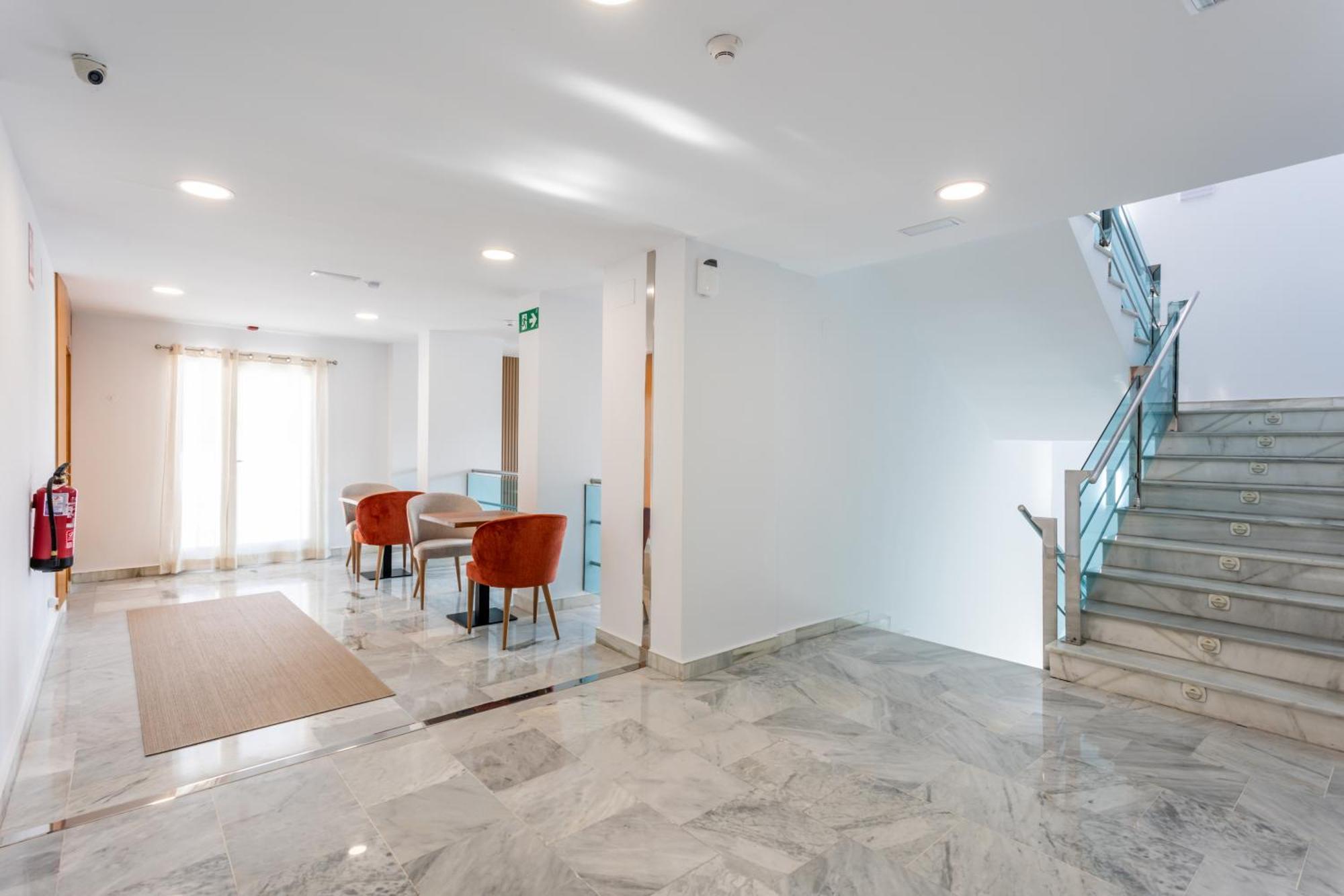 Hotel El Tujjar 洛斯巴里奥斯 外观 照片